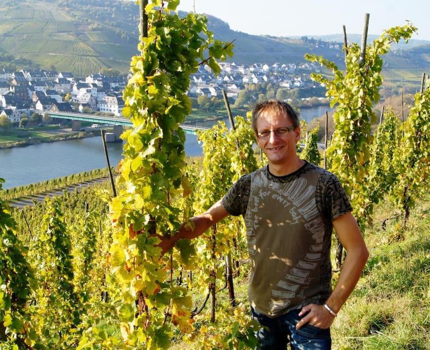 Casa Barzen - Stilvoll Urlauben An Der Mosel Apartment Райл Екстериор снимка