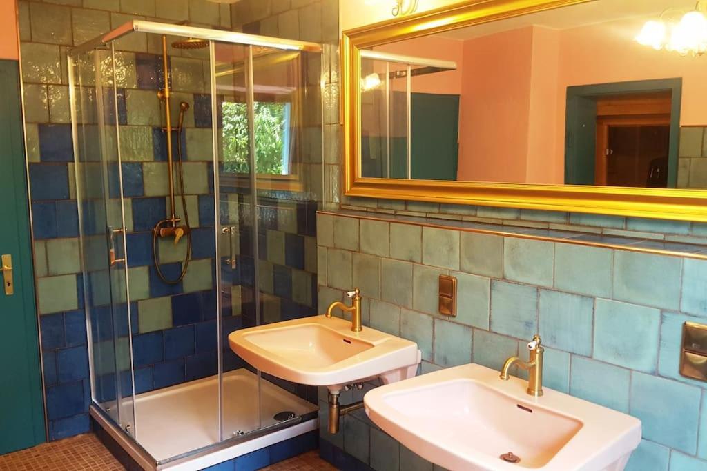 Casa Barzen - Stilvoll Urlauben An Der Mosel Apartment Райл Екстериор снимка