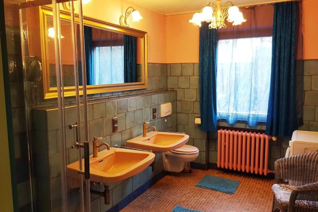 Casa Barzen - Stilvoll Urlauben An Der Mosel Apartment Райл Екстериор снимка